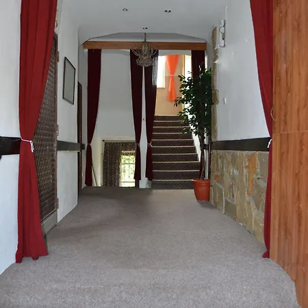 Penzion Hostel Petrovice (Olomouc)